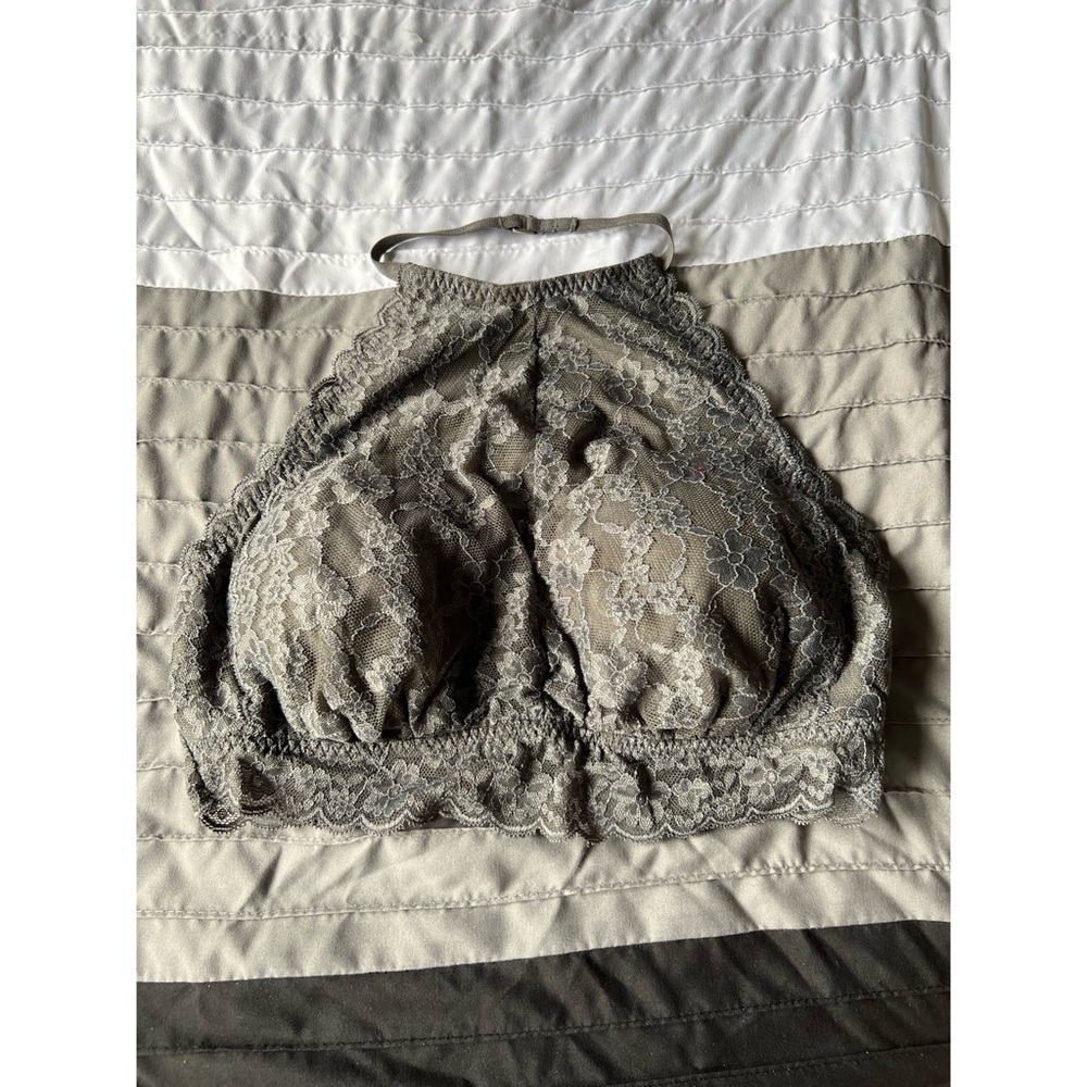 Hollister Gilly Hicks Sydney Lace High Neck Bralette